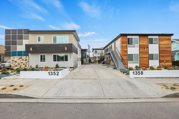 2BR rental in Los Angeles — Two Bedroom I Minutes to USC & Downtown Los Angeles | Re-Defining Modern Living