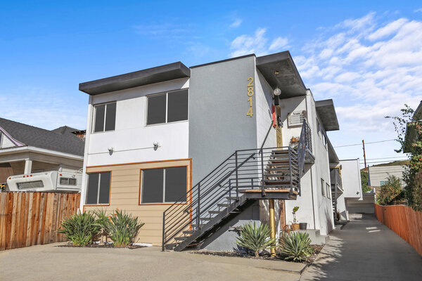 1BR rental in Los Angeles — All new studios and one bedrooms near USC, DTLA, Echo Park & Silver Lake - all under $1,795